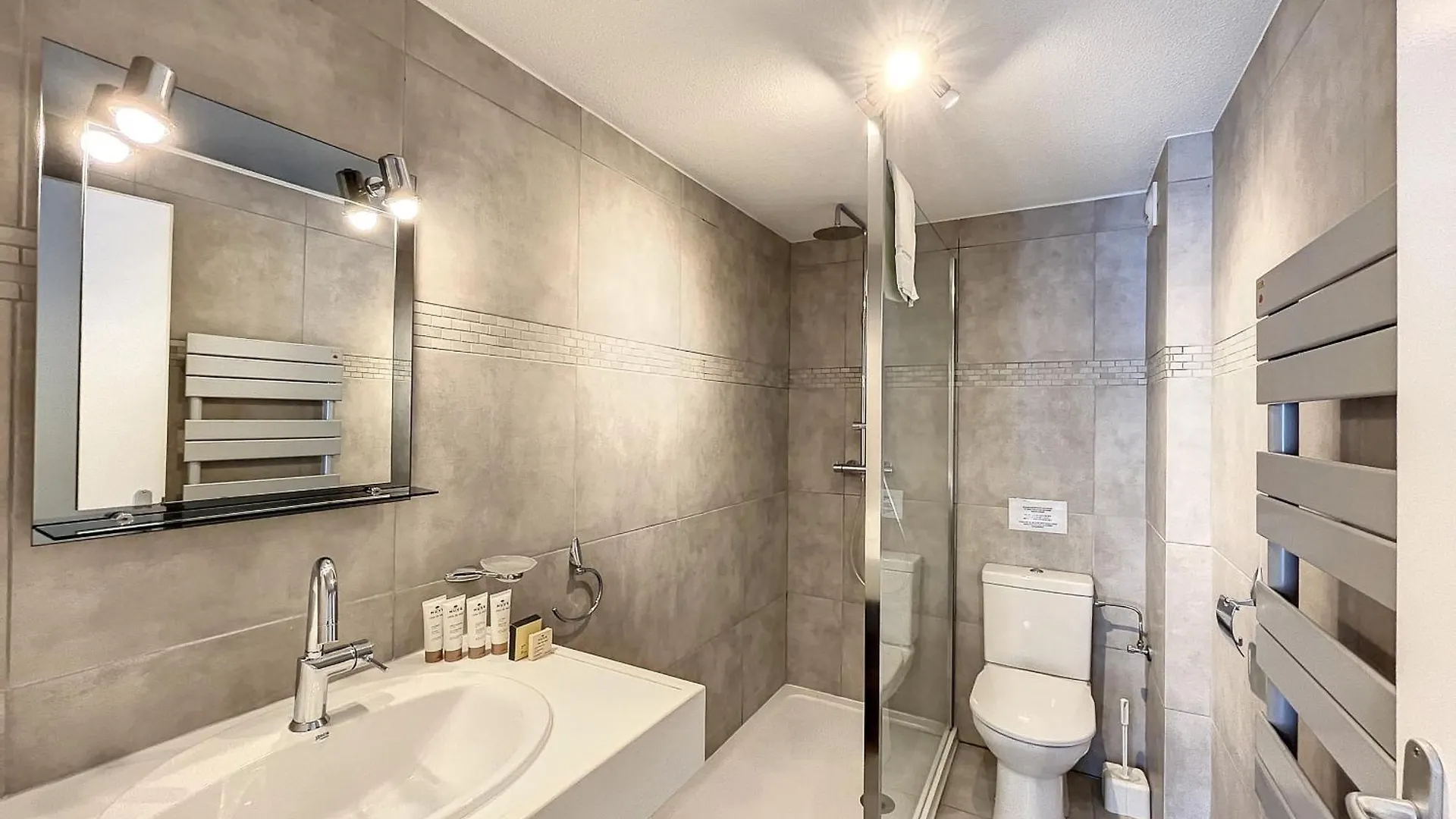 Apartment La Parisienne - Appartement- 6Pers- Centre Les Gets